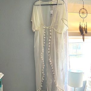 Beach cover up with pom poms details